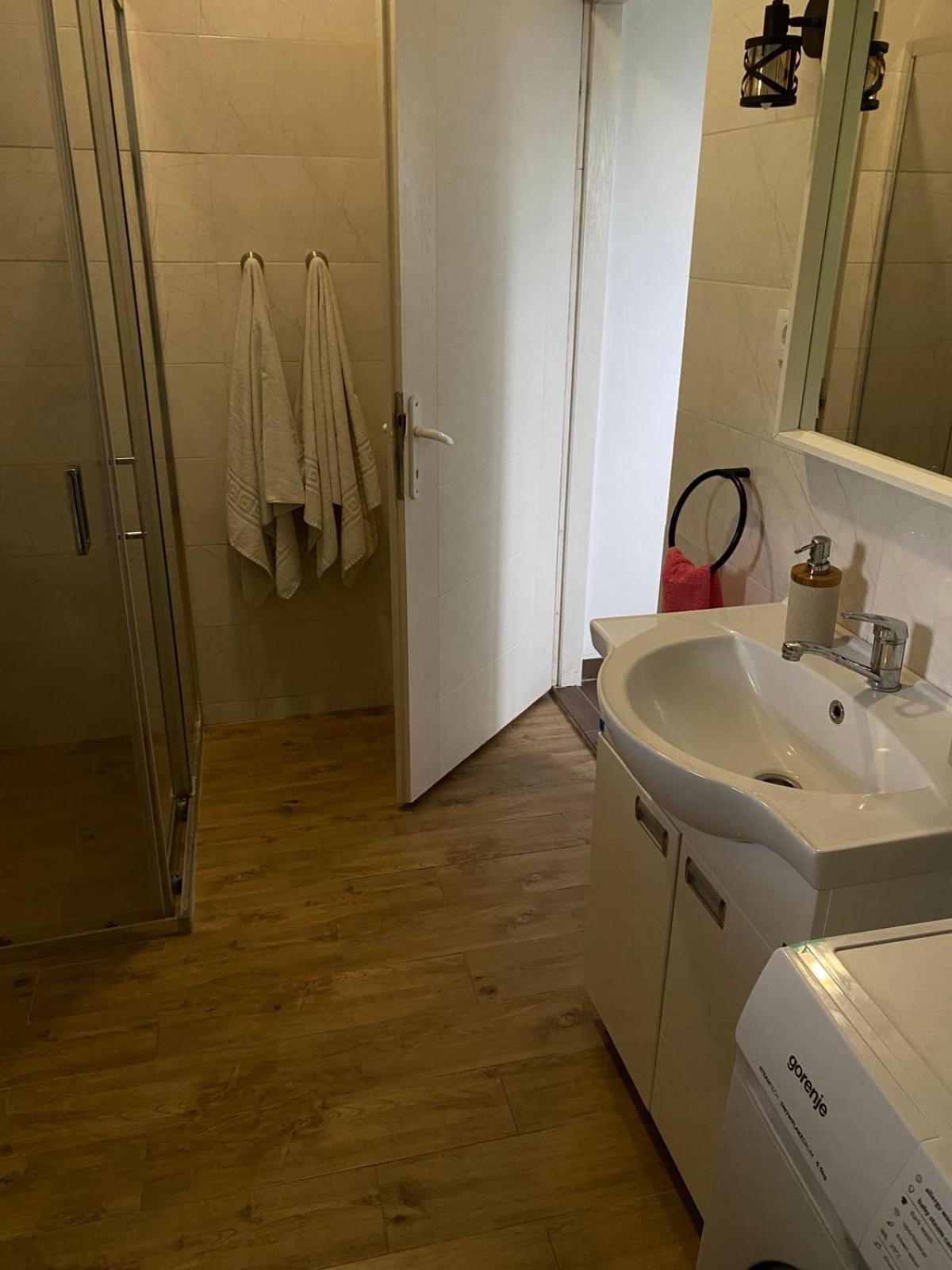 Tina Apartman Tekija  Kültér fotó